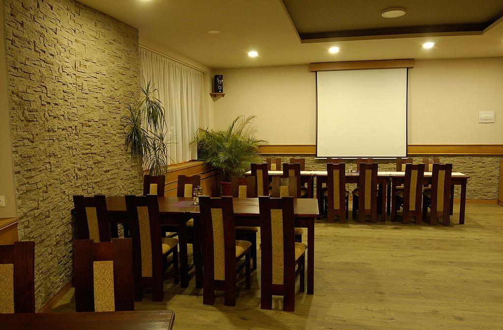 Penzion Majak Banská Bystrica Exterior foto